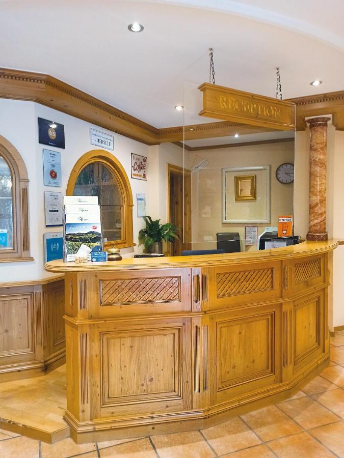 Hotel Speeter Weisenheim am Berg Extérieur photo