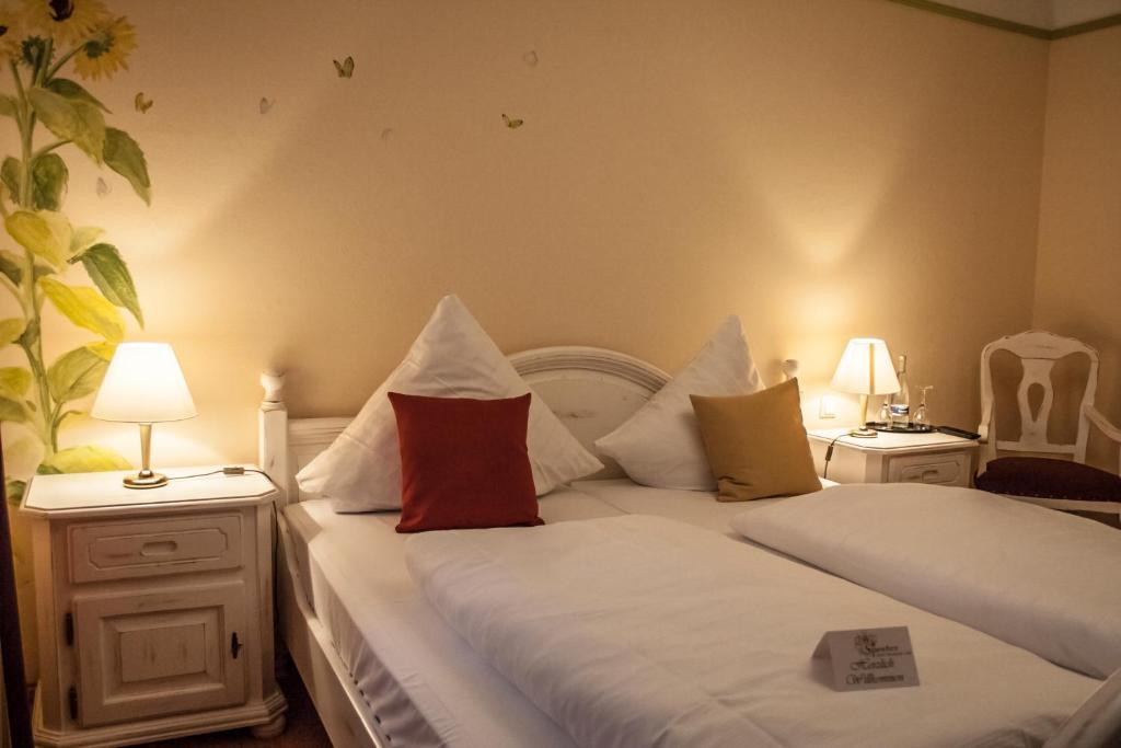 Hotel Speeter Weisenheim am Berg Chambre photo